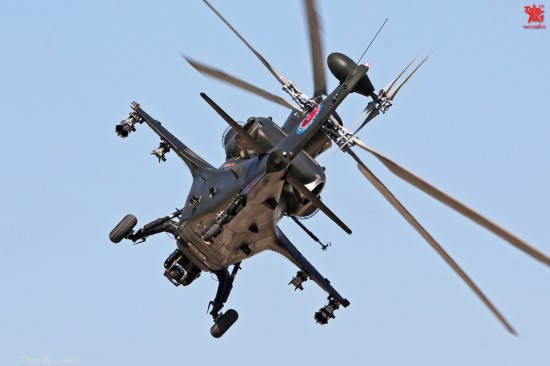 阿帕奇武直10，中国空军力量的璀璨明珠，中国空军力量璀璨明珠，阿帕奇武直10