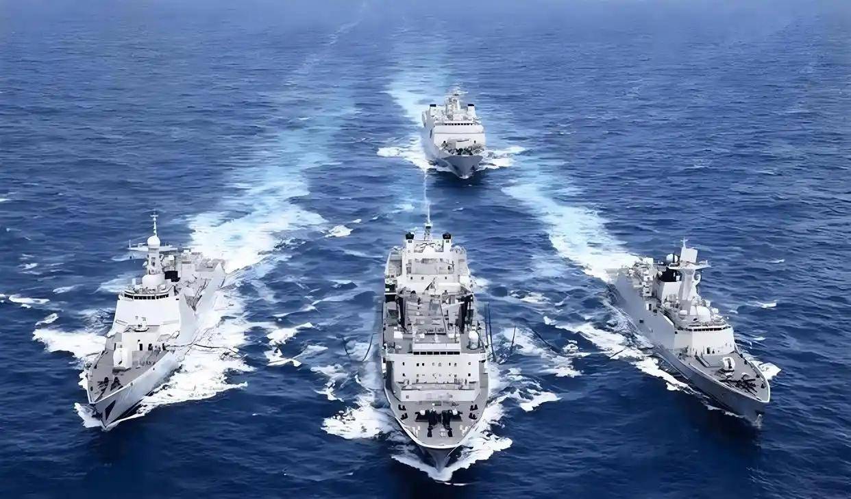 中国海军，强大的实力与无限的潜力，中国海军，实力强大，潜力无限