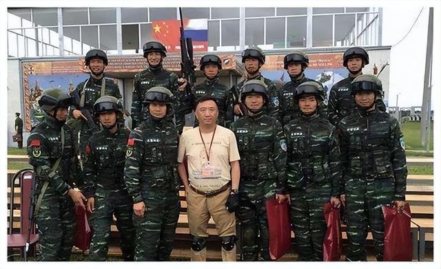 中国女特种兵宣传片，展现新时代巾帼英雄的风采，中国女特种兵宣传片，展现新时代巾帼英雄风采