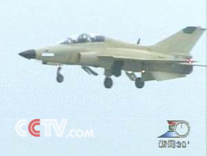 国产教练机山鹰教练机，翱翔天际的航空教育之星，山鹰教练机，翱翔天际的国产航空教育之星