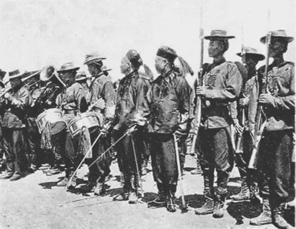 三军仪仗队中持刀者的荣耀职位——仪刀手,三军仪仗队中的荣耀职位——仪刀手