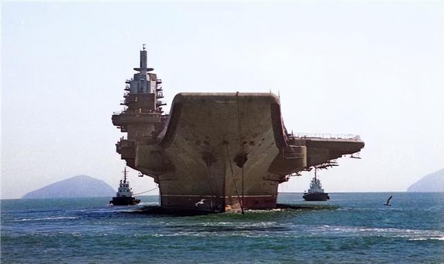 瓦良格号,时代的记忆,不再续役的未来,瓦良格号,时代记忆与未来退役之路