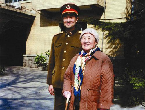 少将军衔，终身荣誉还是职务标识？，少将军衔，终身荣誉还是职务的象征？