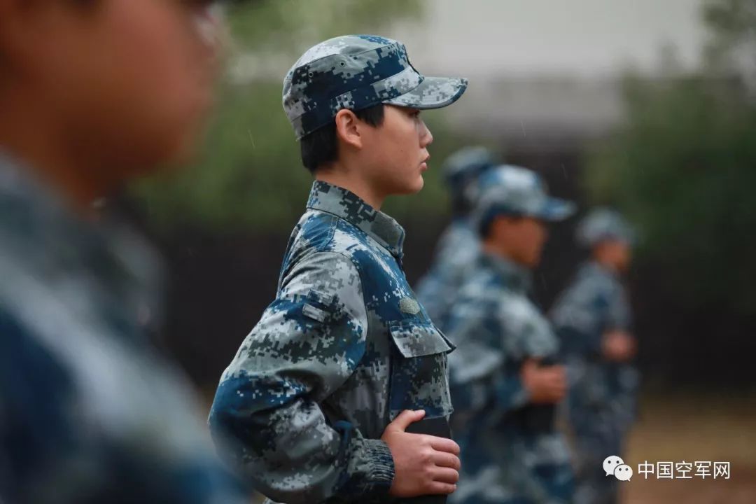 中国真实女兵图片,展现力量与荣耀,中国女兵,力量与荣耀的真实展现