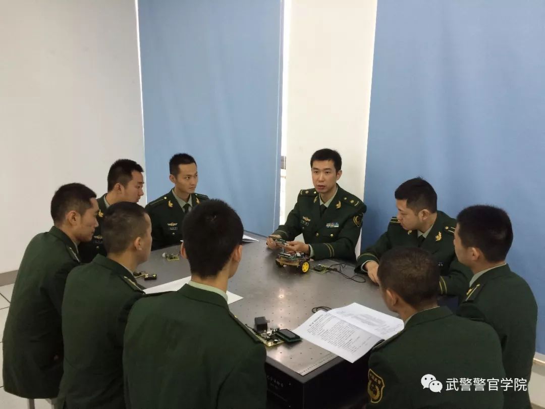 武警警官学院毕业生的职业前景与发展路径探索，武警警官学院毕业生的职业前景与发展路径深度解析