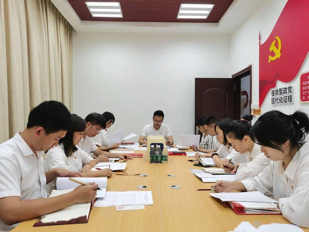 探索卓越之路,走进十四军通信团领导的世界,走进十四军通信团领导的世界,卓越之路的探索