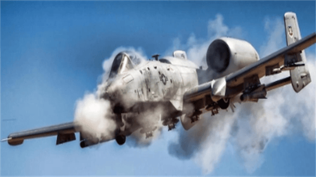 俄乌战场上的A-10攻击机,空中力量的重要角色,俄乌战场上的A-10攻击机,空中力量的关键角色