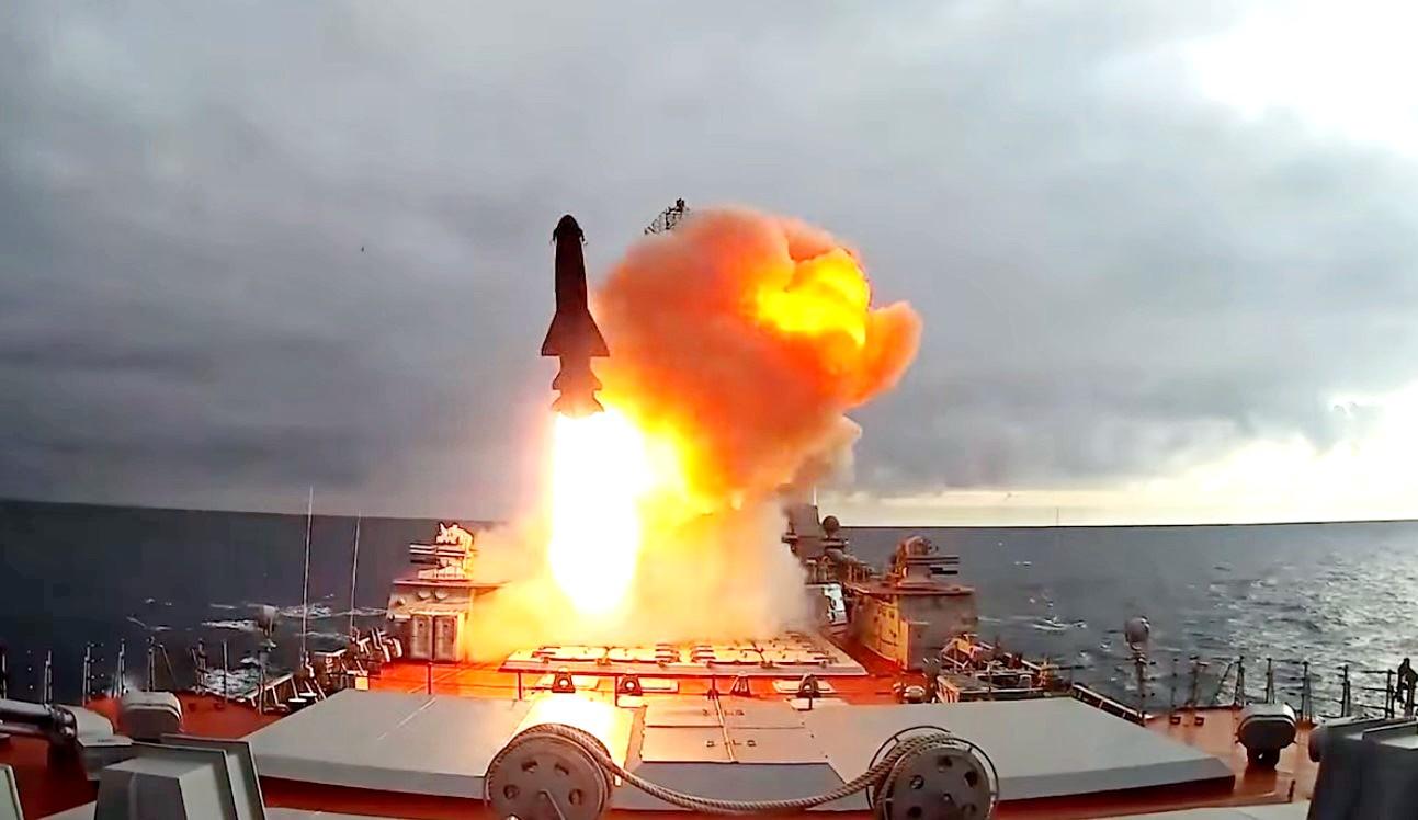 如何制作航母模型,航母模型的制作指南