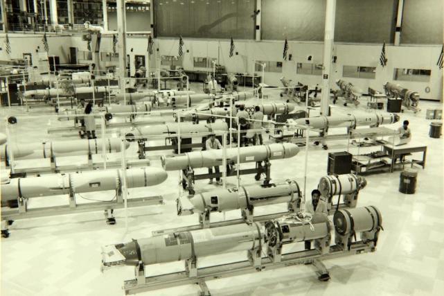 长剑-10巡航导弹夜间发射视频,揭示现代军事力量的神秘面纱,长剑-10巡航导弹夜间发射揭秘军事力量神秘面纱