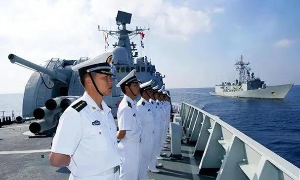 中国海军的辉煌历程，多少年的荣耀与担当，中国海军辉煌历程，荣耀与担当的世纪之旅