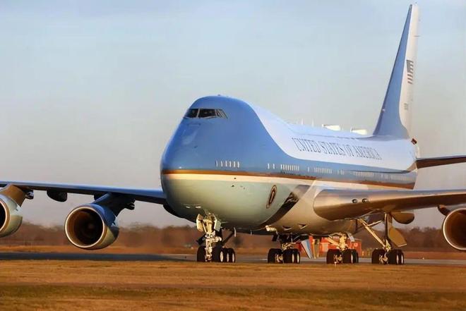 中国空军一号，波音的关联与独立身份，中国空军一号，波音关联与独立身份揭秘