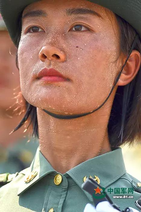 阅兵风采，各国阅兵式口号的力量与传承，阅兵风采，各国阅兵式口号的力量与传承展现