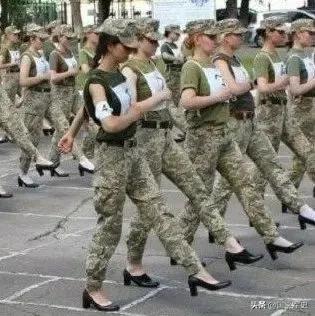 乌克兰牺牲了多少女兵，战争的残酷与性别之痛，乌克兰女兵牺牲人数揭示战争残酷与性别之痛