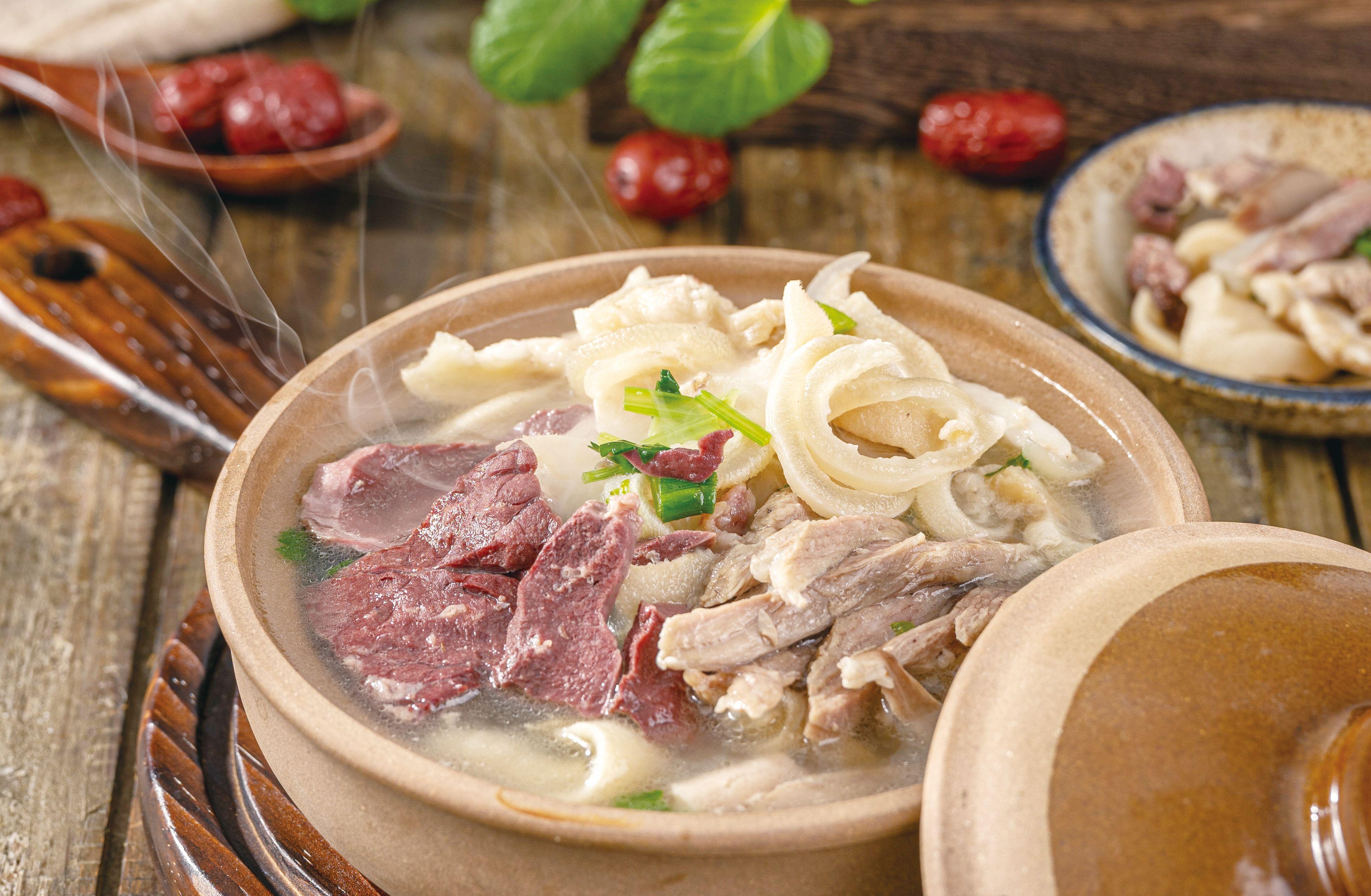 王中王四肖一码资料论坛——深度解析与探讨,王中王四肖一码资料论坛,深度探讨与解析