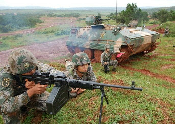 国产第四代轻武器组团，革新与力量的汇聚，国产第四代轻武器组团革新，汇聚力量，展现新风采