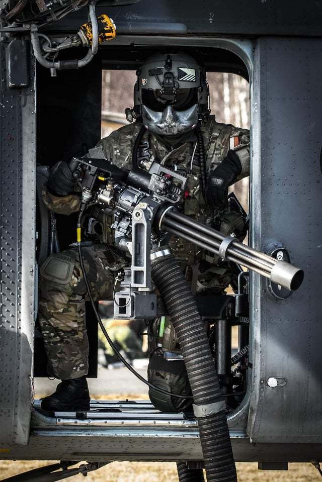 直-20舱门机枪最新消息,技术革新引领现代化军事发展,直-20舱门机枪最新动态,技术革新推动现代化军事进步