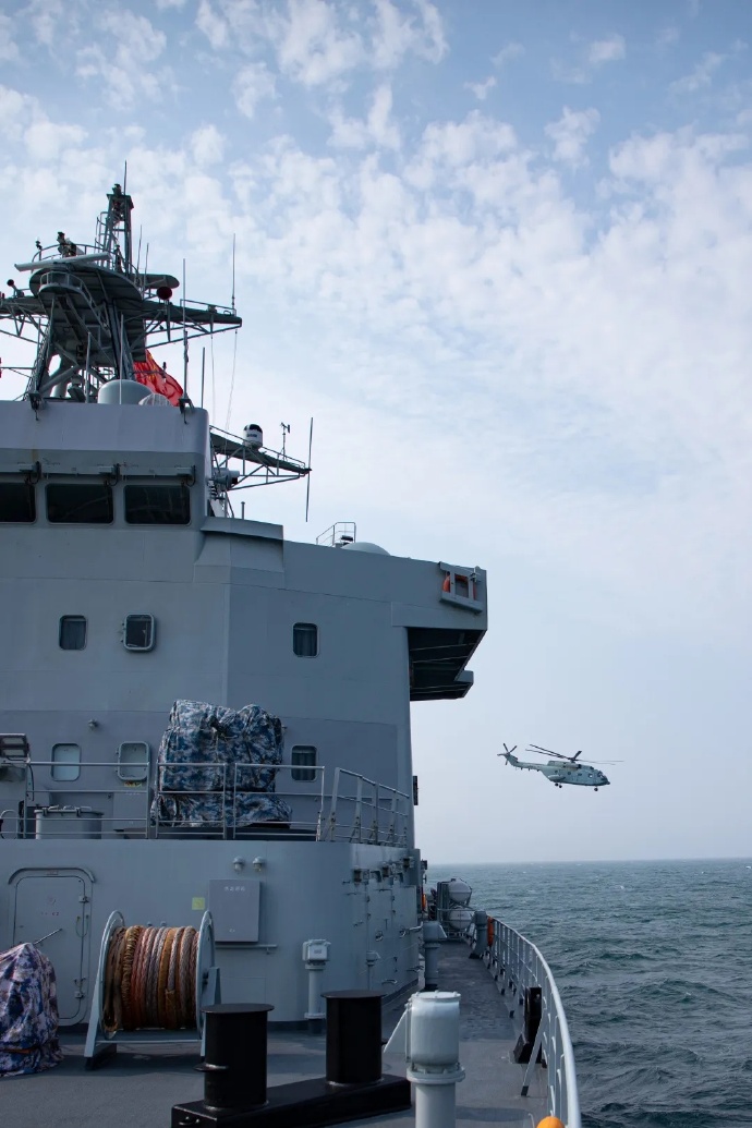 洪湖舰、青海湖舰与昆仑山舰，中国海军力量的骄傲，中国海军力量之骄傲，洪湖舰、青海湖舰与昆仑山舰的荣耀