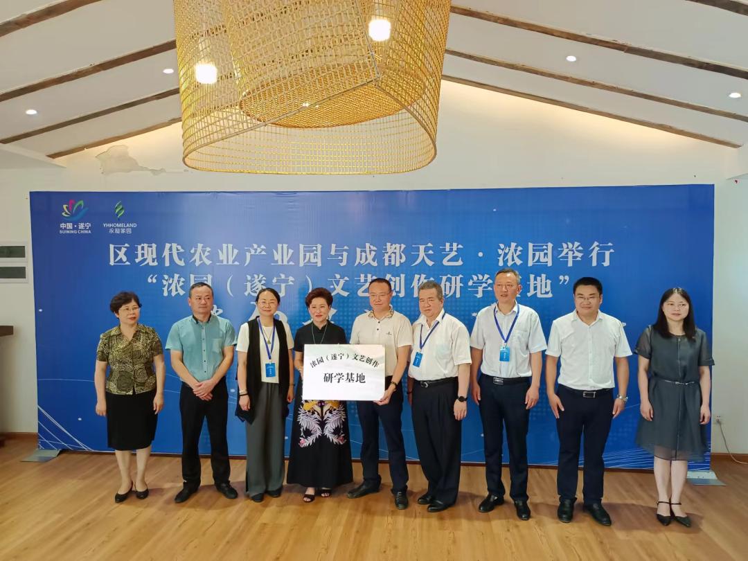 两岸新形势下的机遇与挑战,迈向未来的新篇章(2022年论文),两岸新形势下的机遇与挑战,迈向未来的篇章(2022年论文分析)