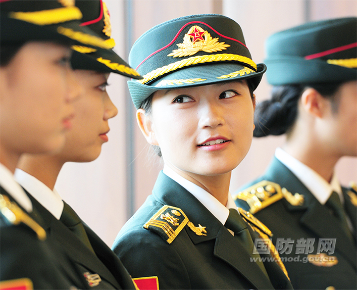 三军仪仗队图片女兵,荣耀与骄傲的象征,三军仪仗队女兵风采,荣耀与骄傲的象征图片集萃