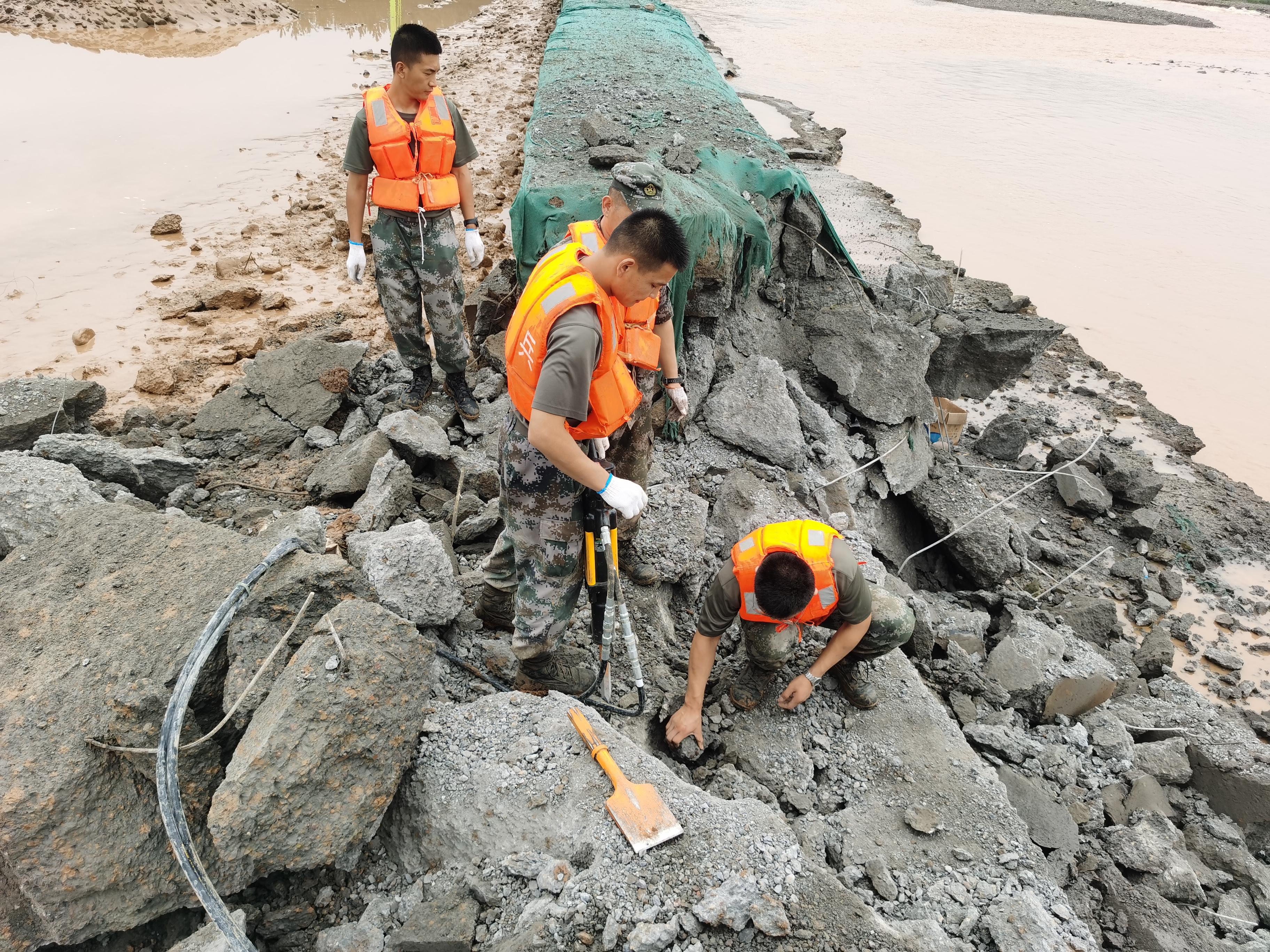 开封空降兵部队的驻扎地点及其重要性，开封空降兵驻扎地点及其战略重要性