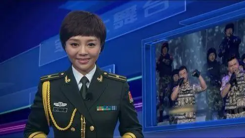 军事栏目女主持人,展现新时代女性的风采与力量,新时代女性风采,军事栏目女主持人展现巾帼力量
