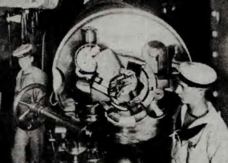 揭秘古斯塔夫巨炮发射瞬间，历史与力量的完美结合，古斯塔夫巨炮发射瞬间，历史与力量的巅峰展现