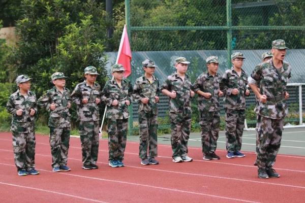 中国人民解放军军旗的象征意义,中国人民解放军军旗的象征意义简介