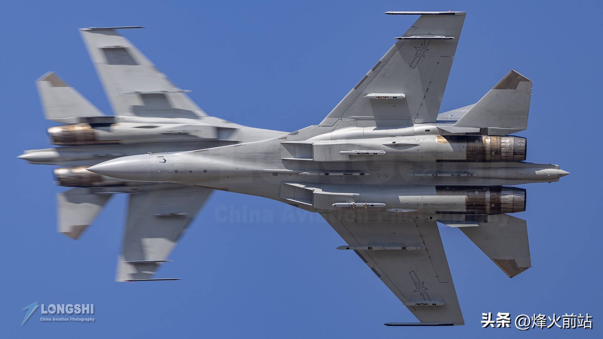 歼-16战斗机,翱翔天际的英勇战士,歼-16战斗机,天际英勇战士的翱翔之旅