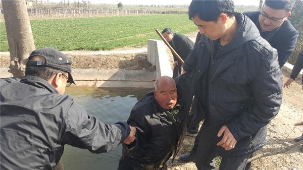 裤裆里藏雷能否实现,现实与想象的边界探讨,裤裆里藏雷的想象与现实探讨,现实与想象边界的探索