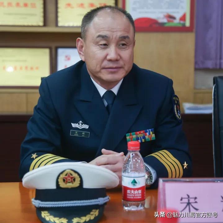 中国海军军舰一览,哔哩哔哩上的壮丽画卷,中国海军军舰全景展示,哔哩哔哩上的海上壮丽画卷