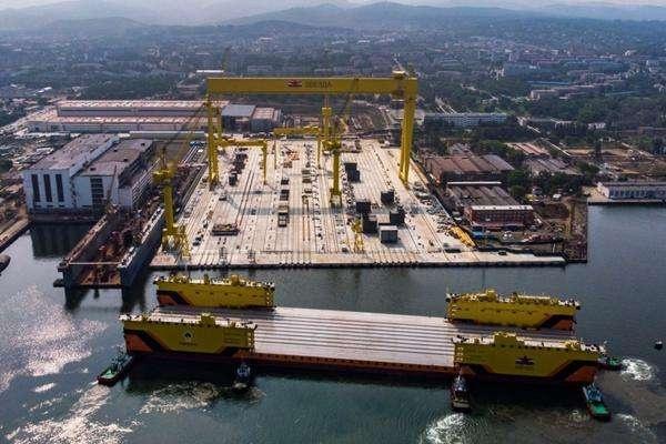 航母排水量的奥秘，揭示庞大舰队的吨位秘密，揭秘航母排水量，庞大舰队吨位之谜