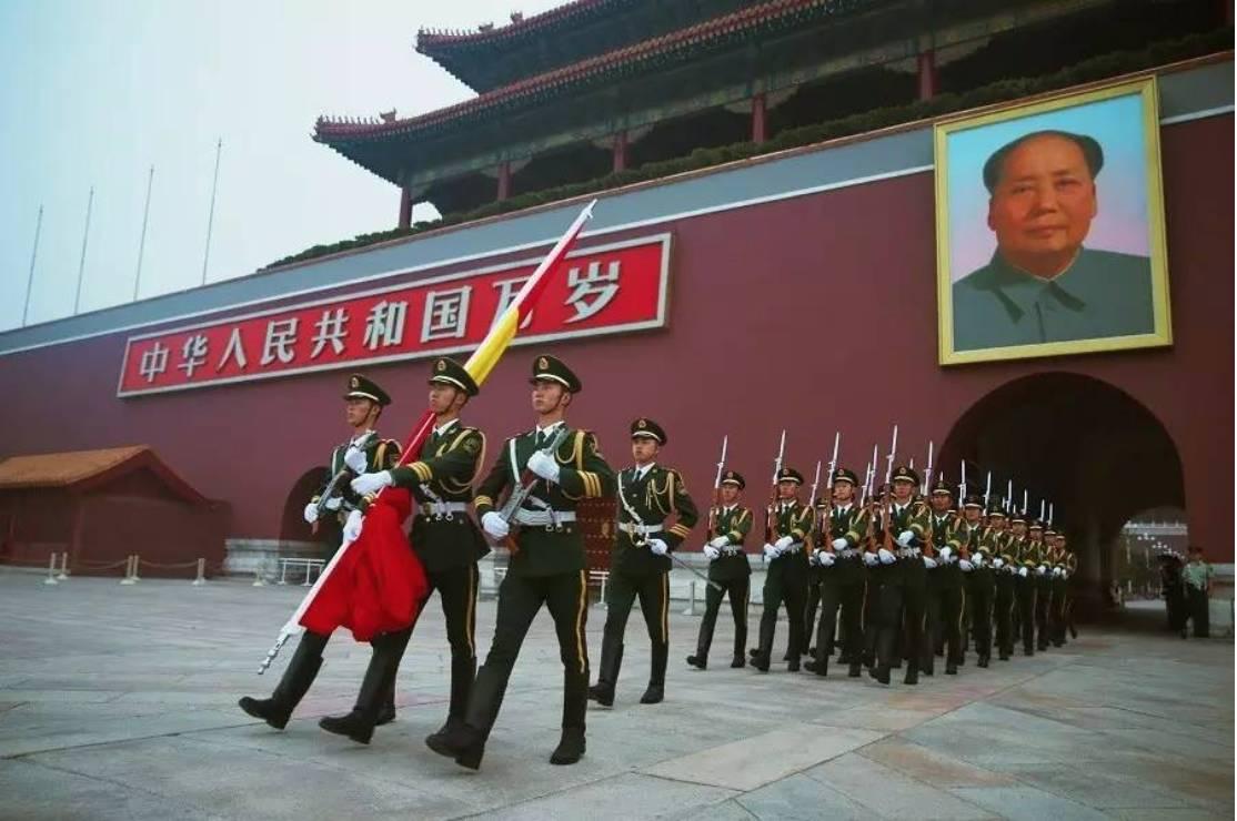 武警总部副政委颜晓东,地方精英的杰出代表,武警总部副政委颜晓东,地方精英杰出代表的风采