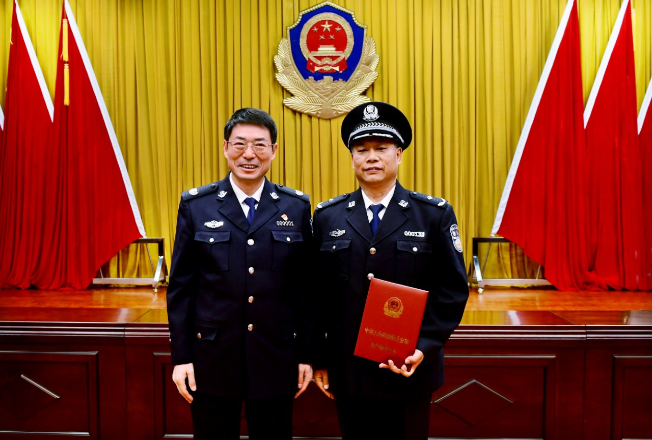 李长林授衔，荣耀与责任的象征，李长林授衔，荣耀与责任的交汇