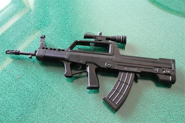 最先进突击步枪，技术革新与战场变革的引领者，技术革新引领战场变革，最先进突击步枪的崛起