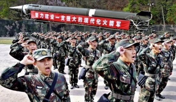 石岗军营中型合成营装甲步兵的艰苦训练与生活，石岗军营装甲步兵中型合成营的艰苦训练与日常生活磨砺