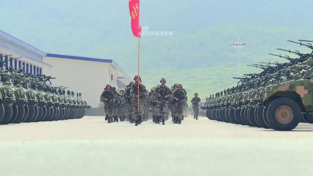 石岗军营中型合成营装甲步兵的艰苦训练与生活,石岗军营装甲步兵中型合成营的艰苦训练与日常生活磨砺