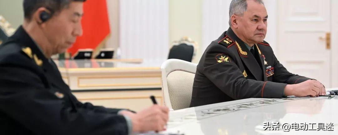 我国新任防长到位,新的起点,新的挑战,新任防长就位,新的起点迎接挑战