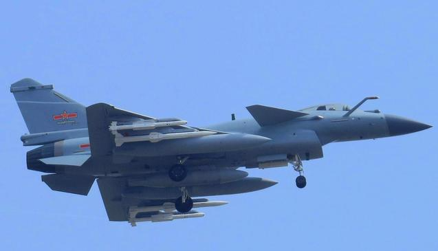 歼-10战斗机使用寿命探究，歼-10战斗机使用寿命深度解析