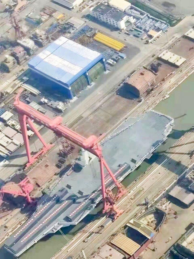 大型航空母舰排水量的深度解析,大型航空母舰排水量深度剖析