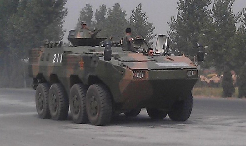 中国大八轮装甲车,力量与技术的完美结合,中国大八轮装甲车,力量与技术的巅峰结合