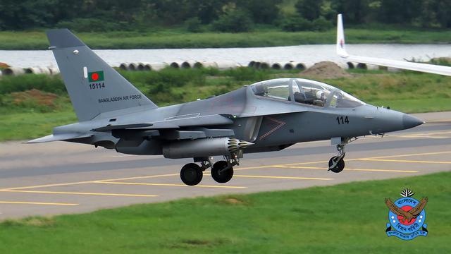 缅甸雅克130,历史、技术与影响,缅甸雅克-130,历史背景、技术解析与深远影响