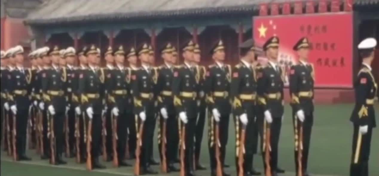 三军仪仗队视屏,荣耀与责任的展现,三军仪仗队视频,荣耀与责任的彰显