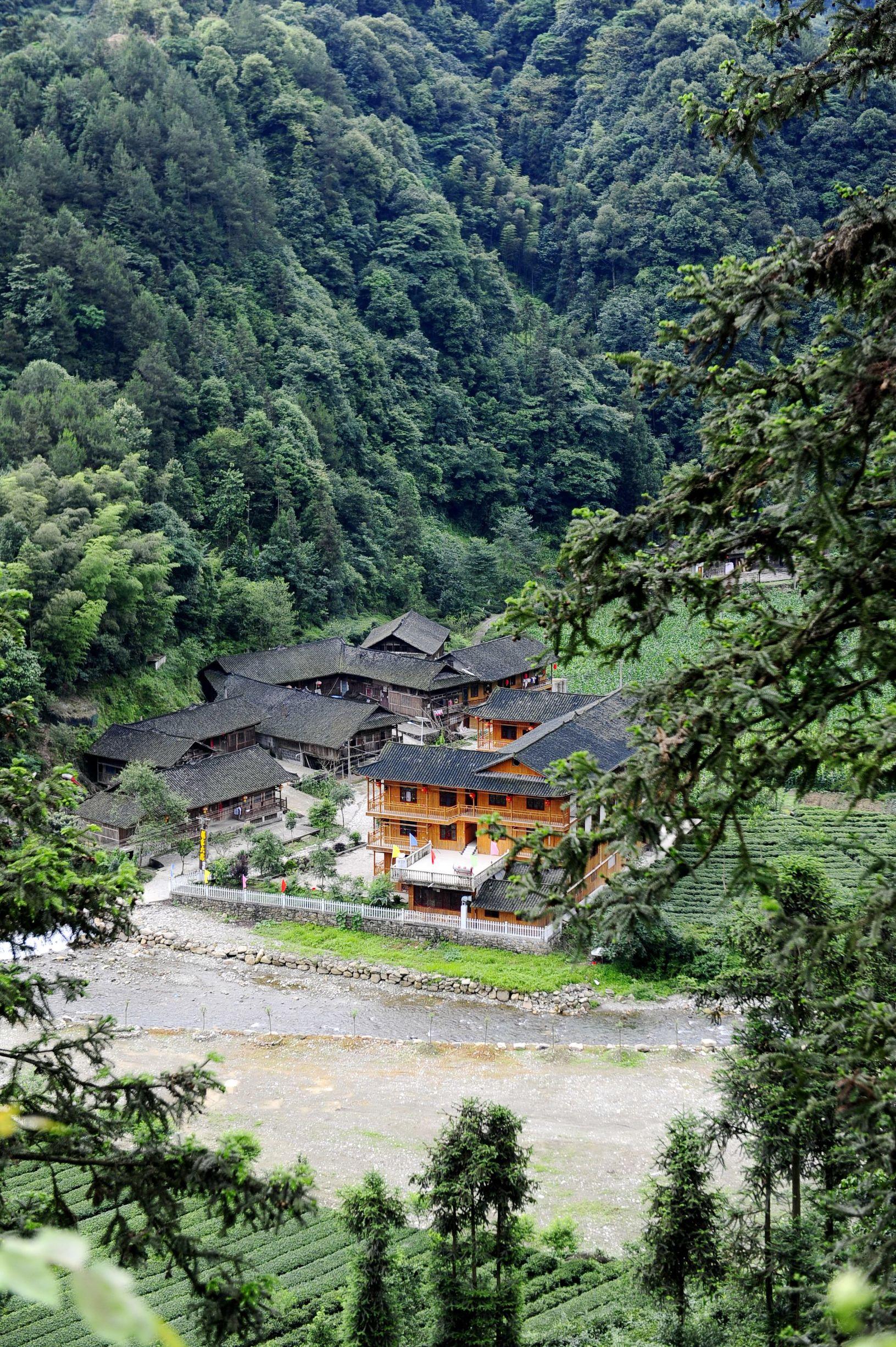 现代级驱逐舰20号舰,海洋的守护者,时代的标杆,现代级驱逐舰20号舰,海洋守护先锋,时代标杆典范